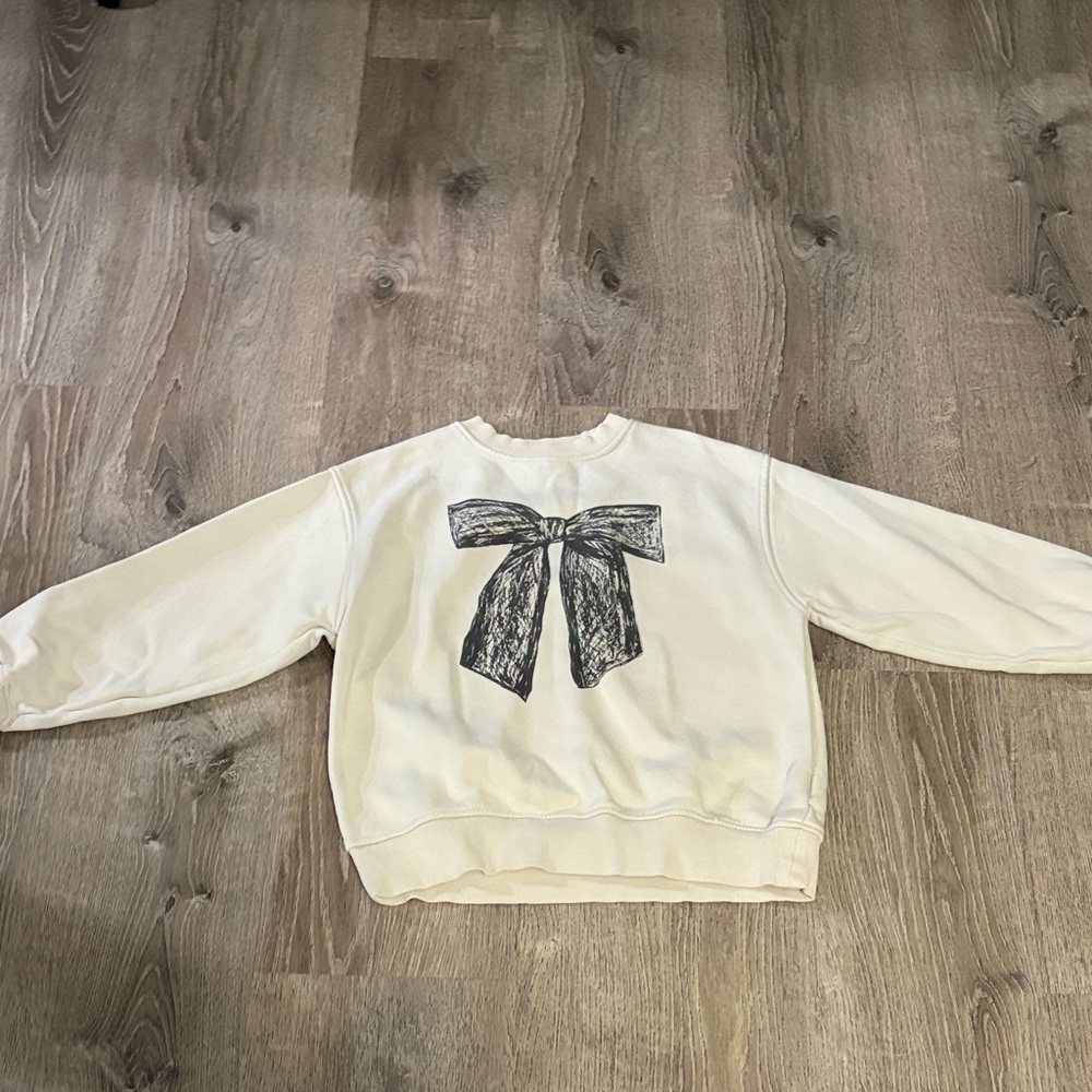 Zara Cream Sweatshirt with Black Bow Graphic
